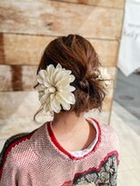 クシュ 所沢東口店(kusyu...)&nbsp;ハーフアップ/くるりんぱ/エアリーカール/くせ毛風カール/レトロ