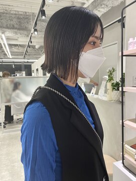 キートス(Kiitos) 切りっぱなしボブ