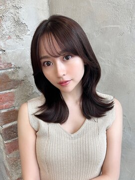 アフロート ルヴア(AFLOAT RUVUA) ＊20代30代40代◎大人かわいい小顔顔まわりレイヤーカット