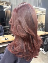 アリュウル 表参道 青山(Allure)&nbsp;ボルドーカラー×レイヤーカット　〈佐藤〉