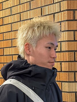 ミオ ベガ(Mio'' VEGA) 【京都スパイキーショート】ハイトーン短髪