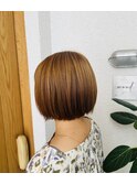 ブリーチなしのデザインショートボブ