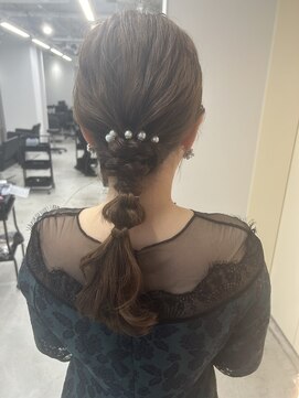 ロイオブジゼル(roi of GiseL) 編みおろしヘア