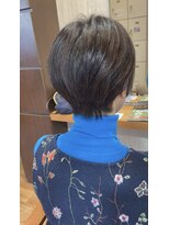 ヴィサージュクルー(VISAGE crew) タートルネックに合うショートデザイン!