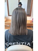 キヌ(kinu)&nbsp;ゼロダメージブリーチ＆カラー