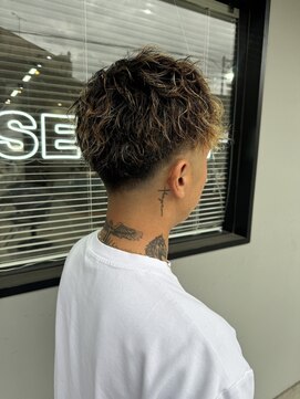 アッセンブル(ASSEMBLE) 男気フェードツイスパ