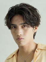 バイフィフス 原宿/表参道(by fifth)&nbsp;ナチュラルセンターパートニュアンスパーマシャドウパーマ黒髪