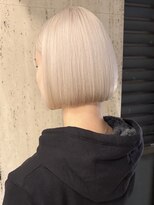 エイチ(H)&nbsp;xブリーチ/ホワイトグレージュ/レイヤーカット/チェリーブラウン