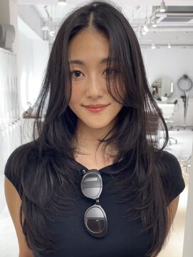 ヨロ 渋谷(YOLO) 韓国ヘアーハッシュカットレイヤーカットハイライトカラー