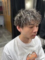 マジック(magic)&nbsp;ツイスパ×ブロンドメッシュ