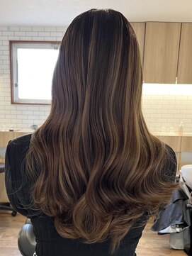 キノ(kino) ハイライト/ショート/レイヤーカット/韓国/顔周り/ブリーチ