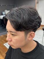ザデイトウキョウ 表参道 青山(THE DAY TOKYO)&nbsp;MEN'S HAIR/フェザーパーマ/刈り上げセンターパート/表参道駅