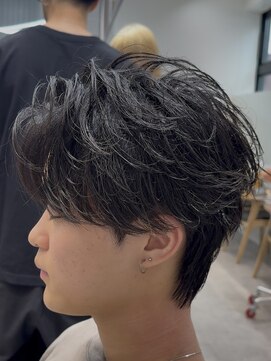 フィフス 渋谷(fifth) 渋谷フェザーパーマニュアンス大人ビジネス毛流れセンターパート