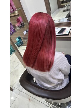 ピンクを使ったレッドカラー！