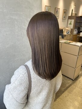 ミディアム×オリーブベージュ