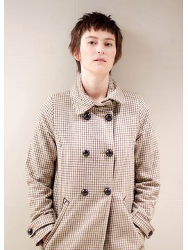 クルー(Creww KYOTO) ≪40代・50代好印象≫外国人風ベリーショート×眉上バング