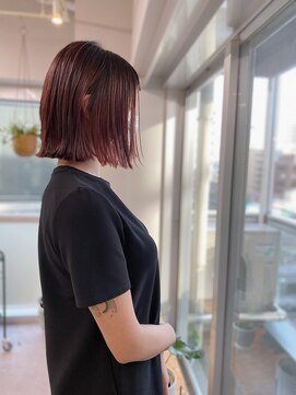 アンドチル 渋谷(AND CHILL) カシスレッド/切りっぱなしボブ【AND CHILL渋谷】