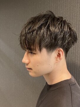 リリー(Lily) ワイルドマッシュ【理容室】浜松町/バーバー/パーマ