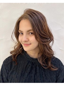 カール 鶴川店(K：R) 大人綺麗なコテ巻きロング