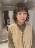 伸ばしかけパーマ　緩めバング