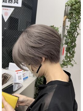 リグ 横浜(Lig.) ケアブリーチハイトーン無彩色カラー