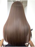 シースルーカラーで透明感と柔らかさ抜群のミディアム
