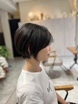 スノウ(snow)&nbsp;黒髪ミニマルショート