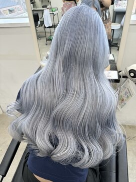 エゴル ナゴヤサカエ(ENGOL NAGOYA SAKAE) ホワイトブルー/ハイトーンカラー