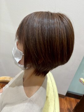 美容室ヒラトヤ 都南店 30代40代50代大人キレイ美シルエット前下がりショートボブこなれ