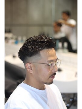 キングスマントーキョー 三鷹店(KINGSMAN TOKYO) 宮城リョータ風パーマ