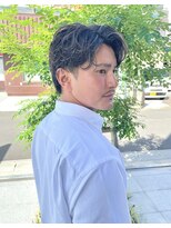 カケル(×.)&nbsp;スパイラルパーマ×センターパート