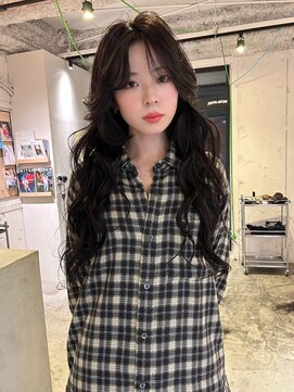 ルーム(Loom.) ファミンウェーブ　レイヤーウェーブ　地毛風カラー