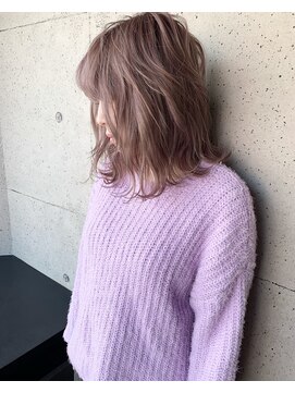 モルト 麻生(molt) コントラストハイトーン　ピンクグレージュ