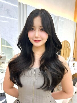 アマトウキョウ アユンチェ(AMA TOKYO×AYUNCHE) 韓国ヘア 2wayバング レイヤーカット くびれヘア 顔周り/