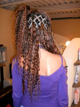 ジェイポイント ヘア クリニカ(J:POINT Hair CLINICA) “ハイグレ―ド スプリングカールエクステンション”