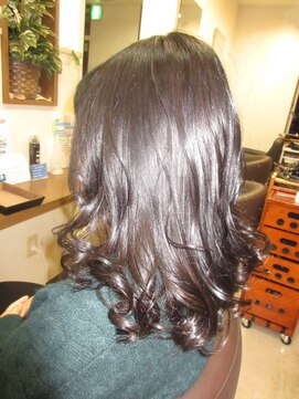 コアフィールフィス(COIFFURE fils) M3Dカラー 大人黒髪にイメチェン