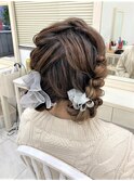 ふわふわツインのお団子ヘア