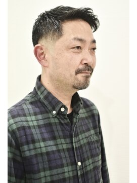 レ ギャルソン 仙台店(Les Garcons) ベリーショート×ローフェード×アイロンパーマ スタイル