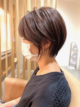 アフロートpd+ KOBE(AFLOATpd+) ☆【神戸三宮】２０代３０代４０代　大人小顔丸みショート