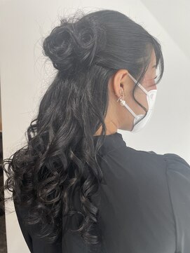 オレンジ 十三店(ORANGE) Flowerハーフアップアレンジ♪