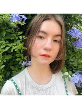 クーエフー(coo et fuu) 20代30代レイヤーボブ　近藤