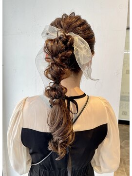 リトバイプティパ(Lit by petit-pas) ロングスタイルおすすめ！！編みおろしアレンジ