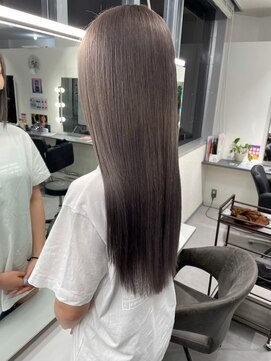 キング(K!ng) 【枚方、樟葉】髪質改善縮毛矯正