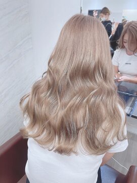 ジゼル 梅田(GiseL) K_ミルクティーレイヤーダブルカラーインナーカラーケアブリーチ