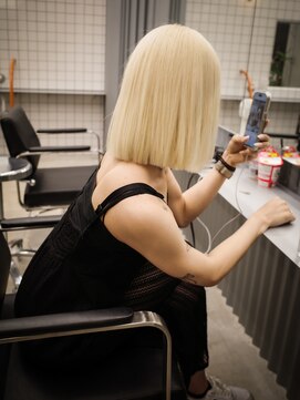 キオクエコ(KIOX eko) ブロンド/ブリーチ/ダブルカラー/ケアブリーチ/ハイトーンカラー