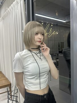 エクラ(ECLAT) シルバーベージュカラー