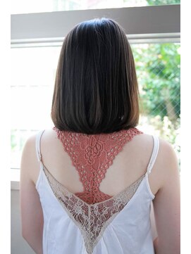 ルティア(Lutia) ワンカールロブ 大人かわいい ブラウン