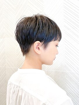 ビープ(beep) 頭の形をよく見せるショート!