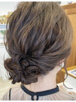 サンズ(suns)&nbsp;【Miyuki】結婚式参列用パーティヘアセット