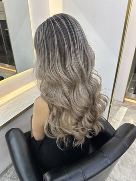 ラピス 千葉(Lapis) Shadowroots バレイヤージュ